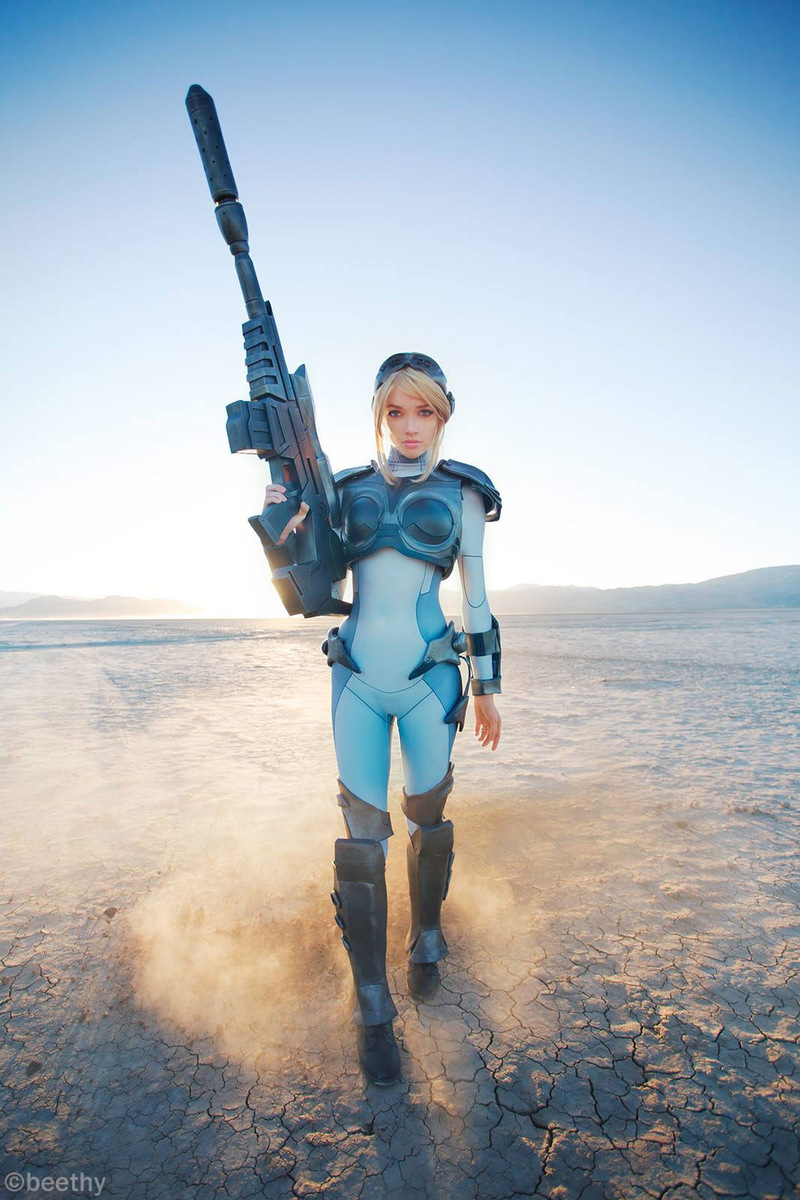 Illustration for article titled How A Cool StarCraft Cosplay Photo Was Made